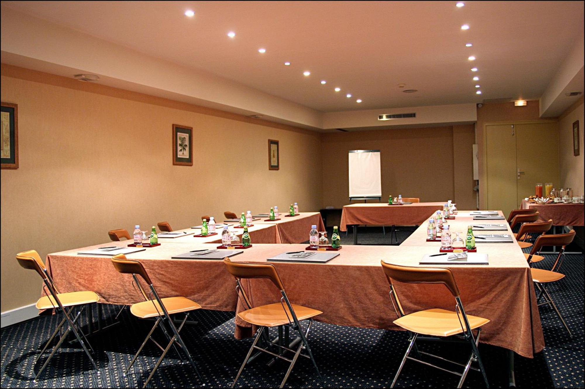 Villa Lutece Port Royal París Facilidades foto